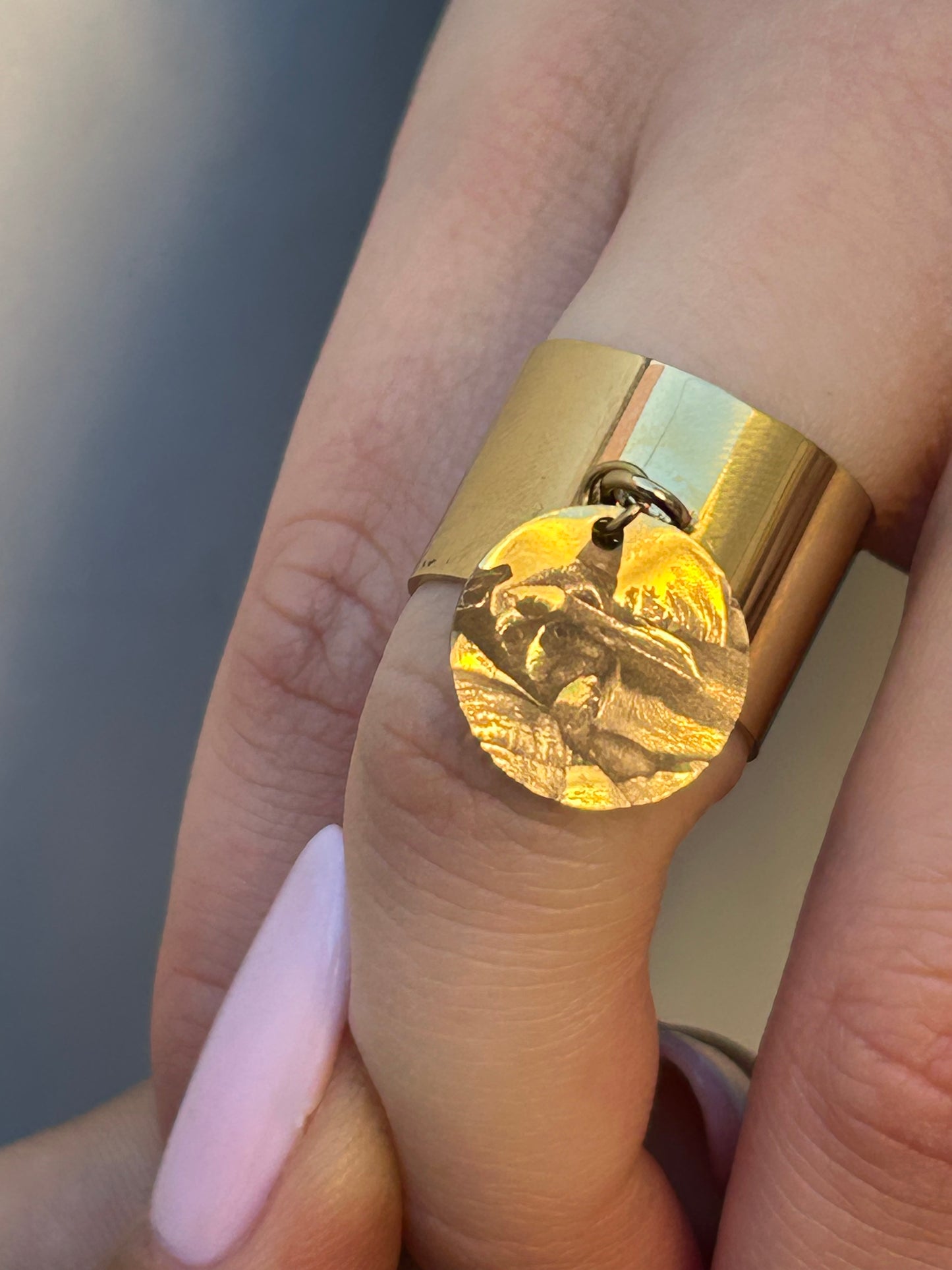 Anello Nastea circle regolabile personalizzabile