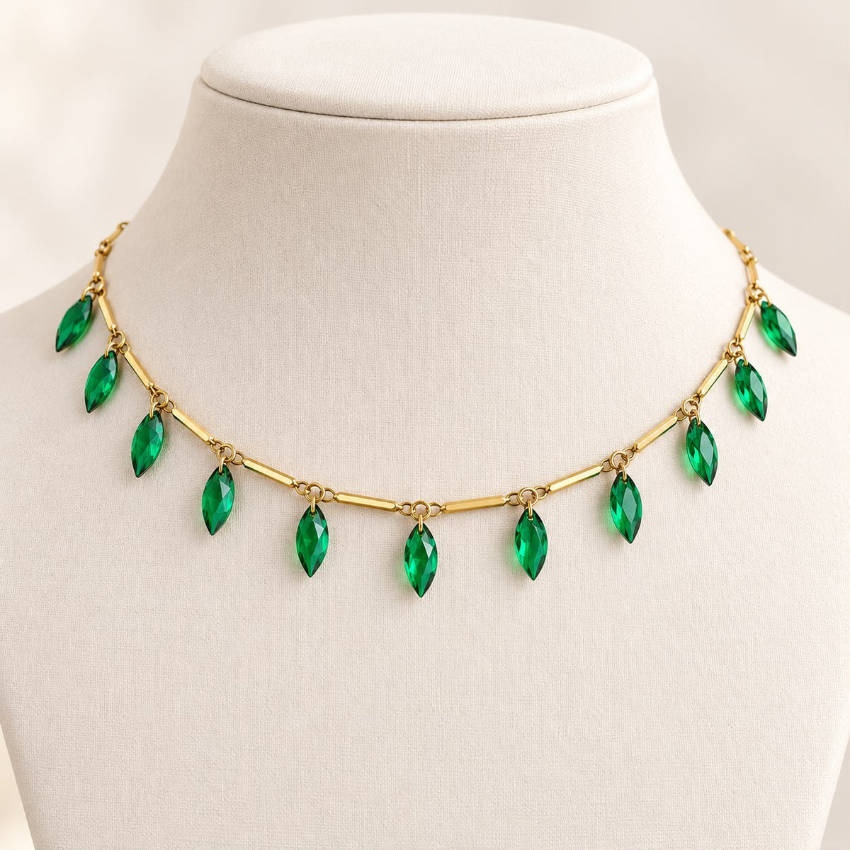 Collana raiss