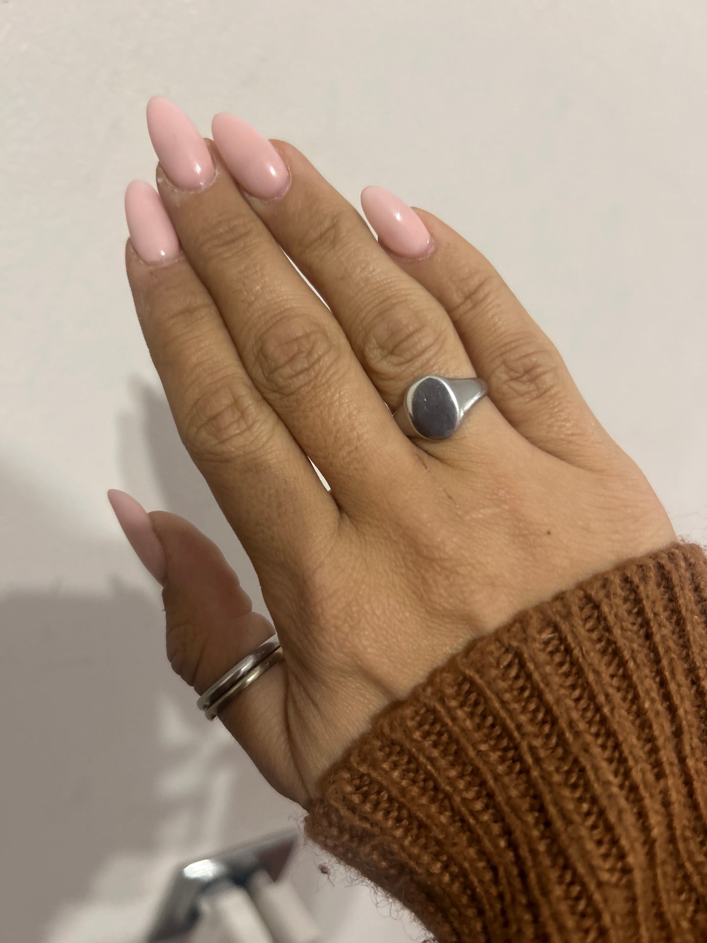 Anello Nastea Oval regolabile personalizzabile (guarda il video prima di acquistare!)