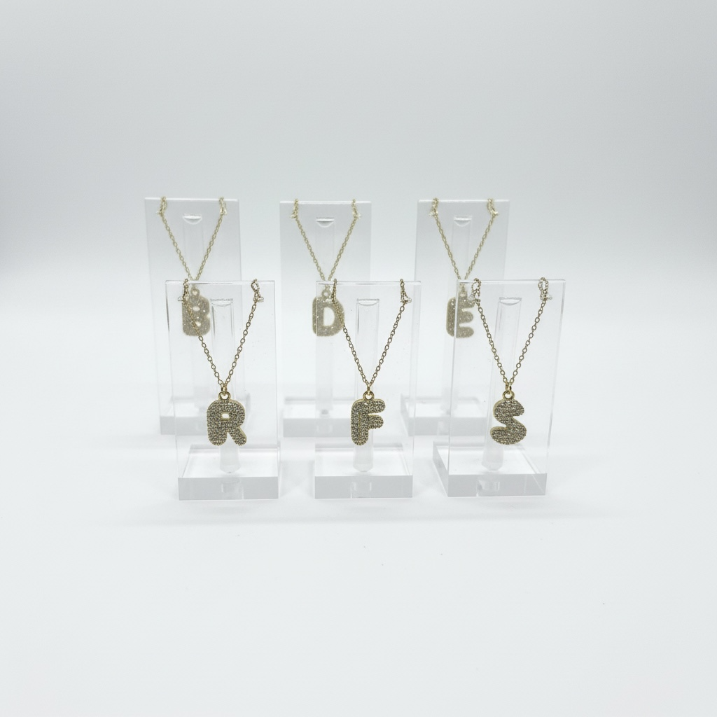 Collana lettera bubble con zirconcini